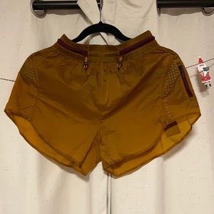 lululemon X Roksanda